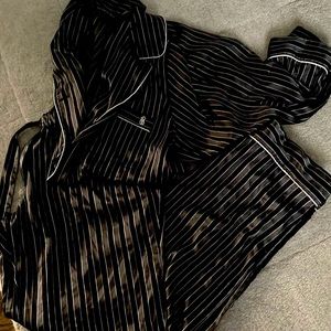 Victoria’s secret pajama set